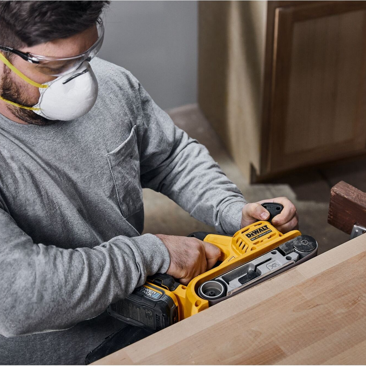 DCW220NT-XJ - Belt Sander Dewalt DCW220NT-XJ 18V - Image 10