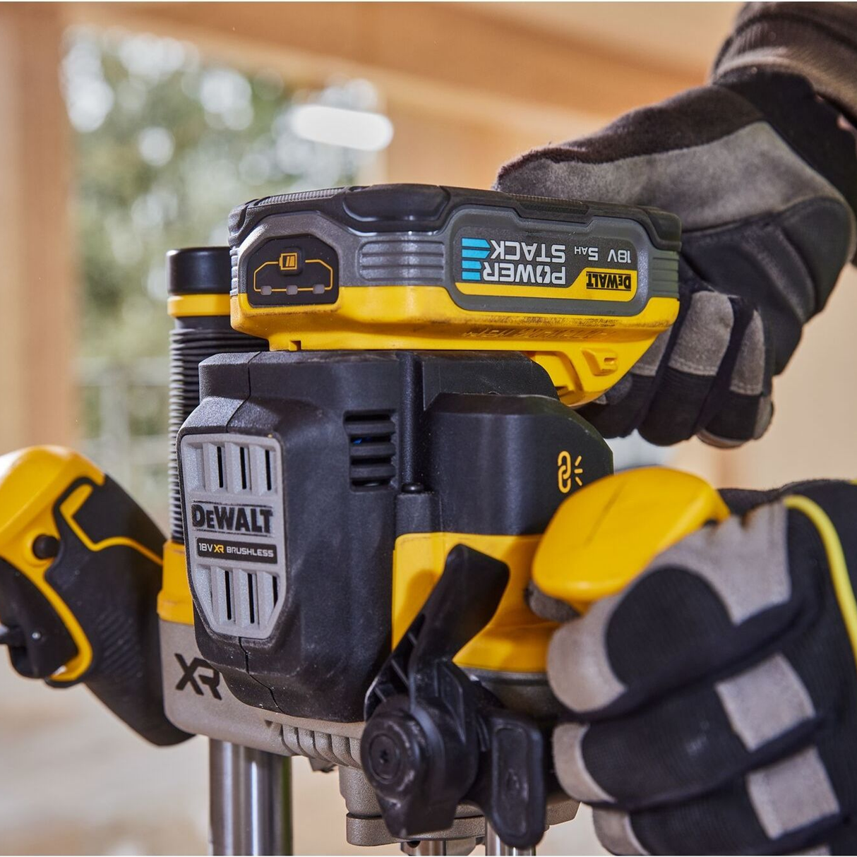 DCW620NT-XJ - Electric milling machine Dewalt DCW620NT-XJ 18V - Image 17