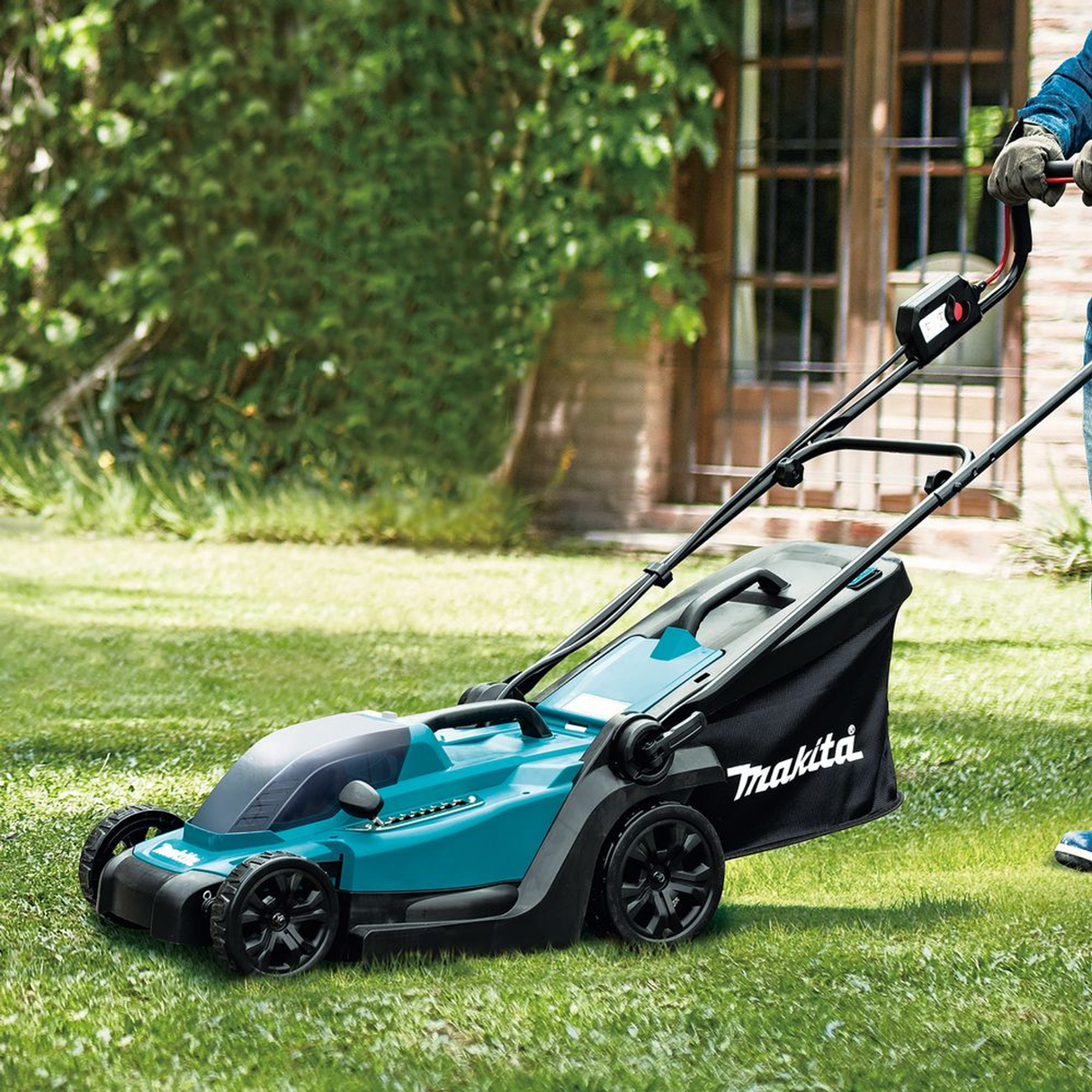 DLM330RT - Lawnmower Makita DLM330RT 18V 5Ah - Image 16