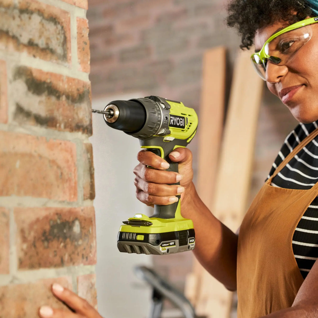 Combo Ryobi RCK183I-242S 18V 2Ah + 4Ah