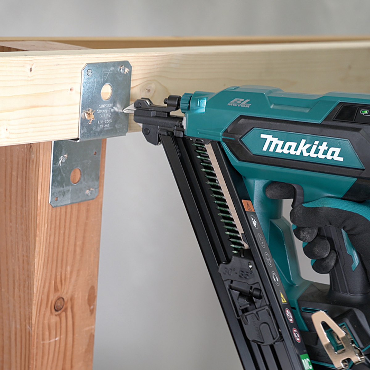 DBN640ZK - Metal Connector Nailer Makita DBN640ZK 18V - Image 20