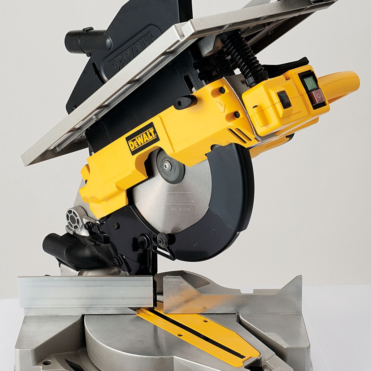 Troncatrice Dewalt D27113-QS 1600W