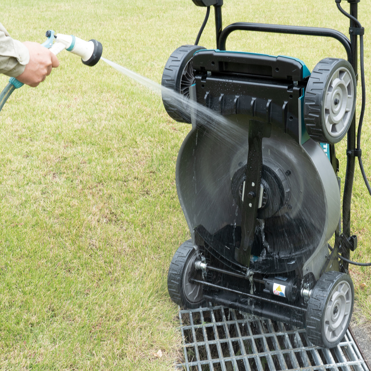 LM002GT201 - Self-Propelled Lawnmower Makita LM002GT201 XGT 40V 534mm 70L - Image 23