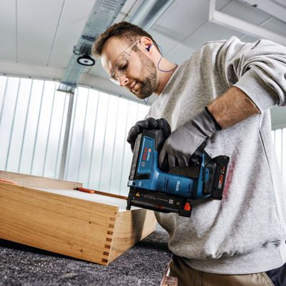 0601482701 - Nailer Bosch GNH 18V-35 PRO 18V - Image 24