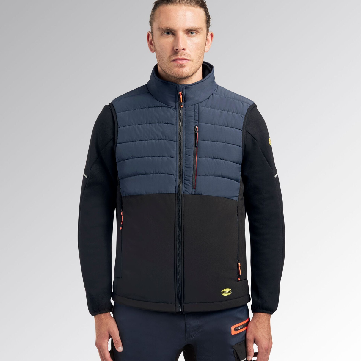 702.181812-C4725 - Work Vest Diadora Oslo Hybrid Utility Padded Vest Black/Deep Blue - Image 2